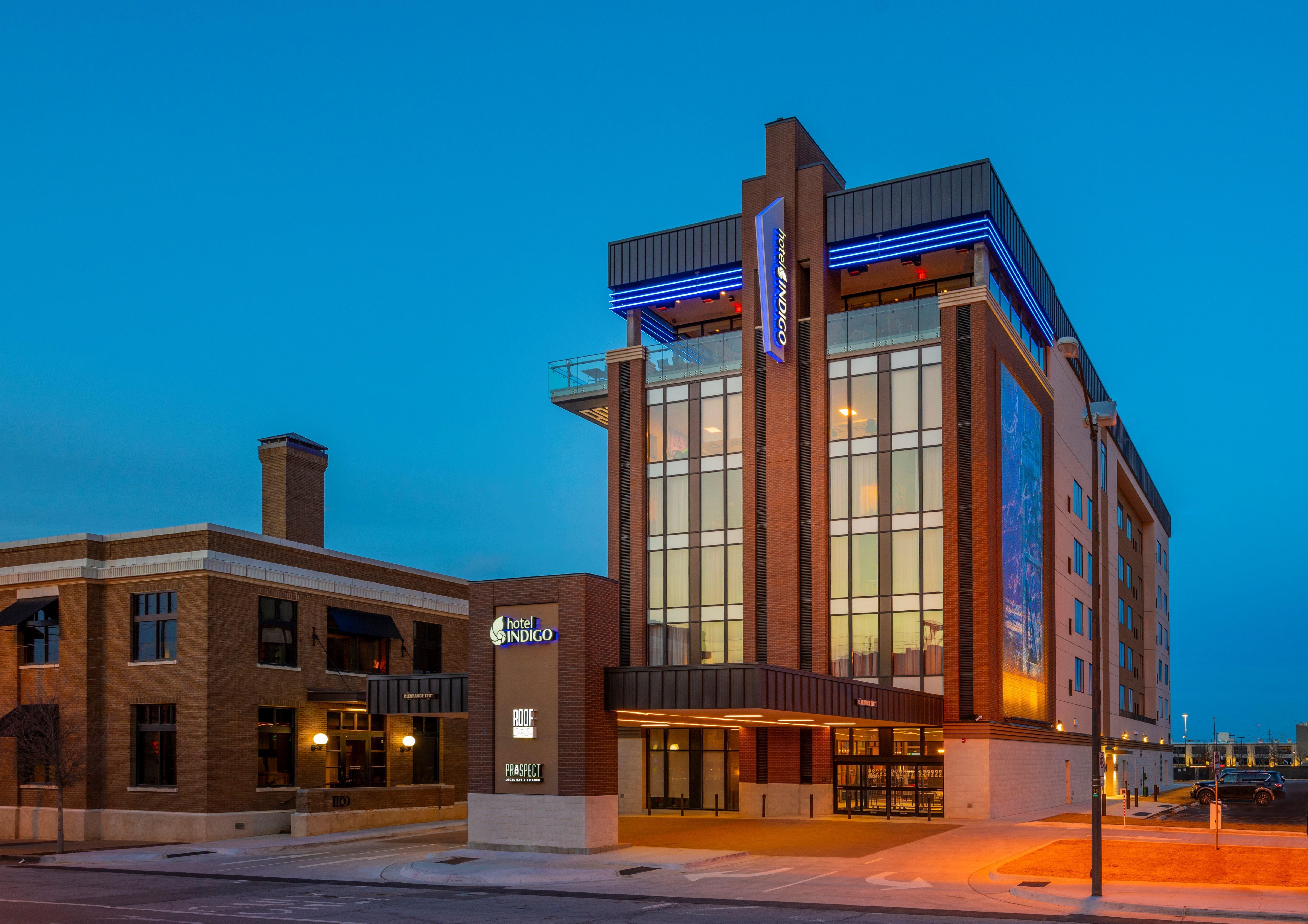 Hotel Indigo Tulsa Dwtn/Entertainment Area Exterior photo